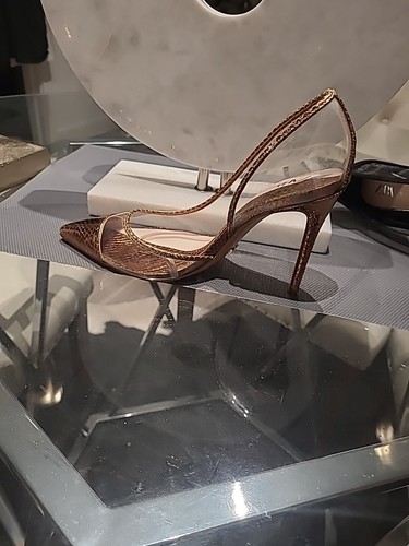 Zara Womens Clear And Gold Stilletos 9 US 40EU NWT - Picture 8 of 10
