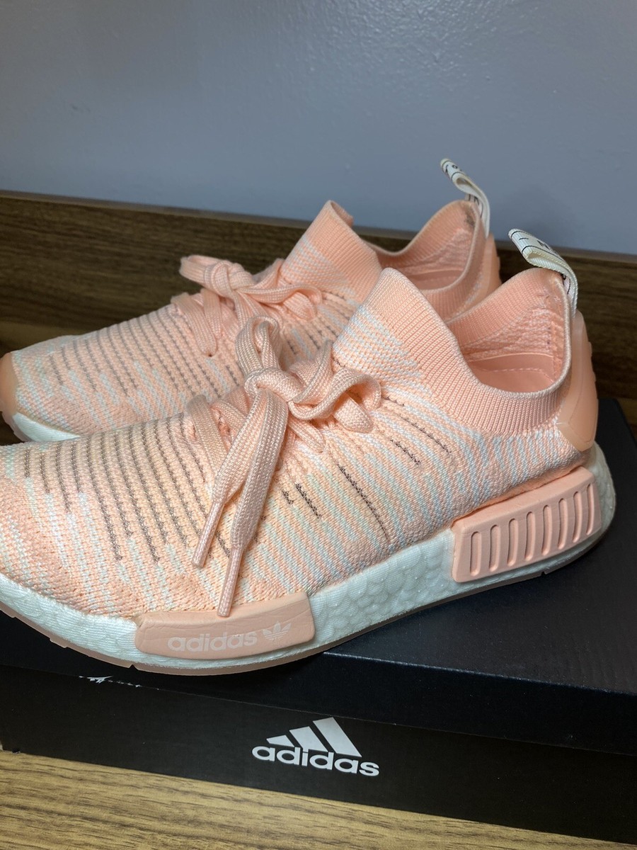 nmd r1 light pink