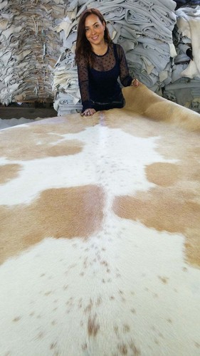Palomino and White Brazilian Cowhide Rug: XL - Picture 7 of 10