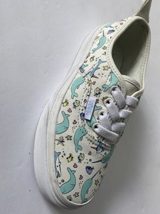 vans lace size