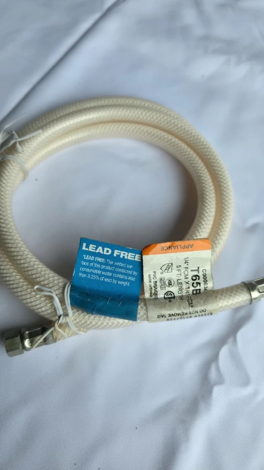 Шланг водоснабжения плетеный для бытовой техники ПВХ 1/4 дюйма FCM x 1/4 дюйма FCM — 5 футов — без свинца - Изображение 4 из 4