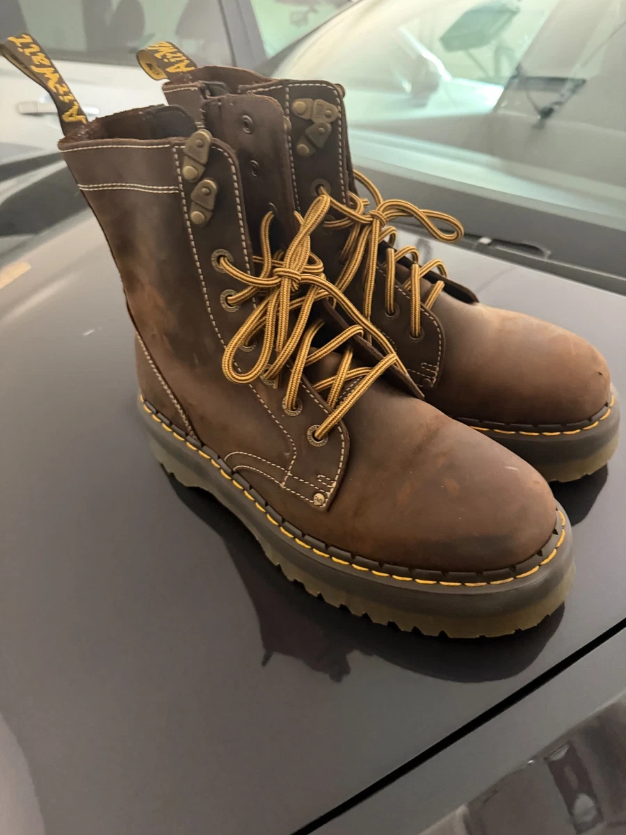 Dr. Martens Beige Ankle Boots for Men for Sale | Shop New  display picture 1