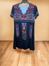 Exclusive Navy Multicolor Pattern Dress Scalloped V-Neck Size M