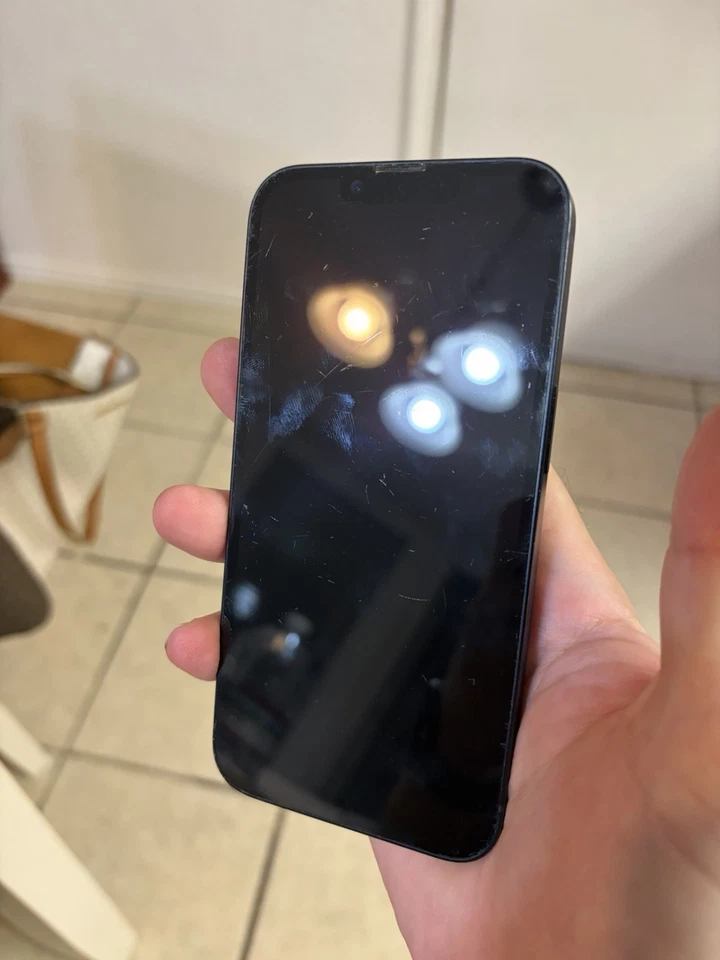 Apple iPhone 14 Midnight / Black AT&T Or Cricket -128GB - Image 4 of 4