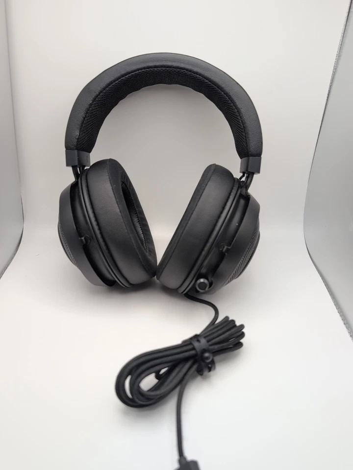 Razer Kraken Ultimate Over the Head RGB USB Wired Gaming Headset Black (H2 #32) - Image 2 of 4