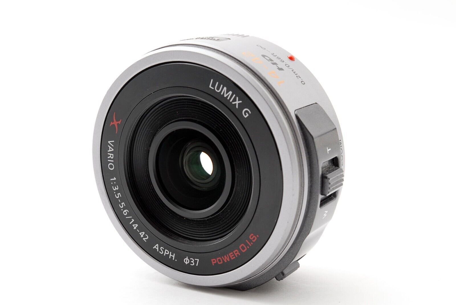 Panasonic LUMIX G X Vario PZ 14-42mm f/3.5-5.6 lens superb