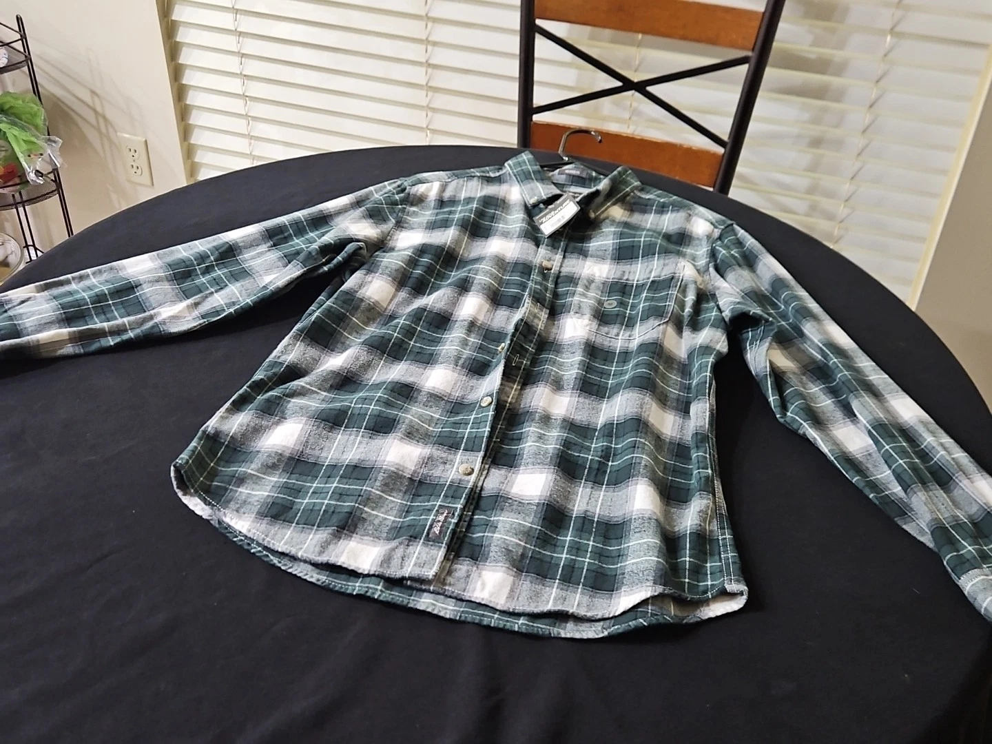 Eddie Bauer Medium Green Flannel Button Down Shirt New!!