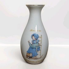 Holly Hobbie 1978 Memories are the Keepsakes of the Heart Vase Blue Dress Bonnet