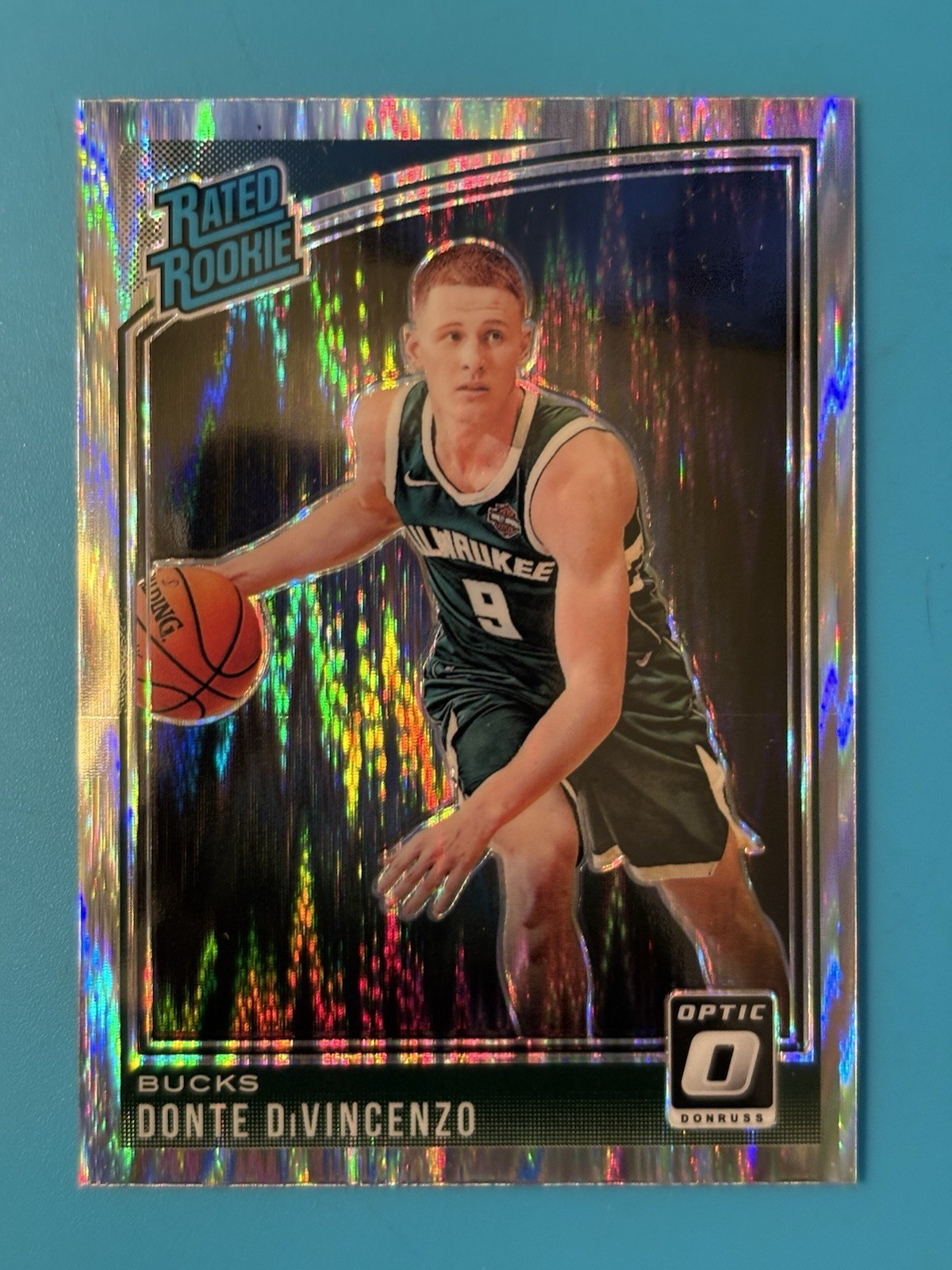 2018-19 Optic Donte DiVincenzo RC Shock Prizm SP #164 Milwaukee Bucks 🔥🔥