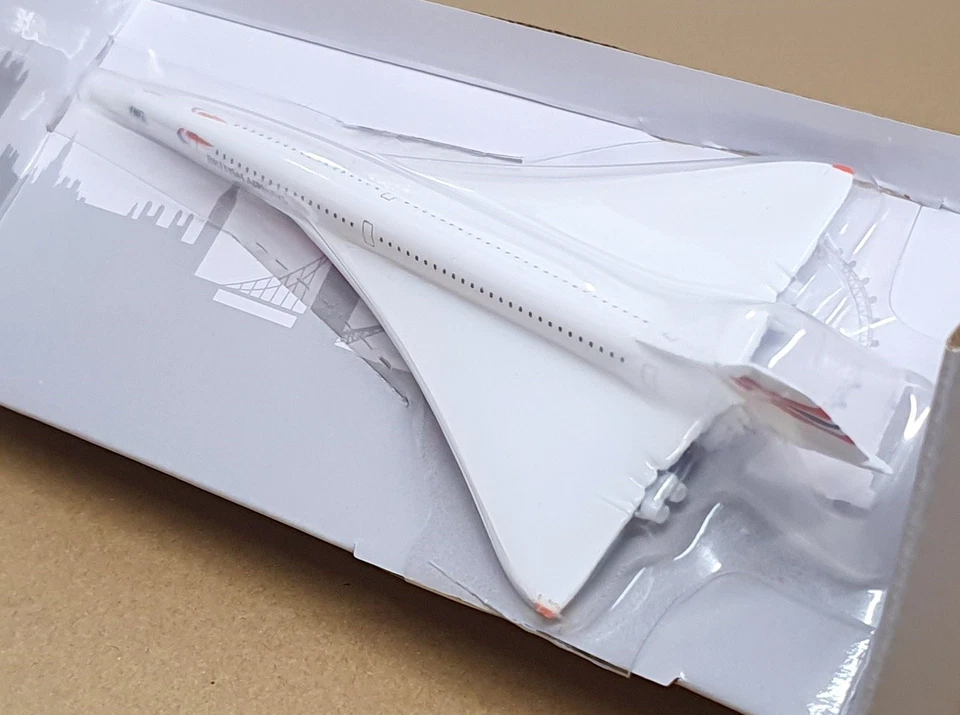 Corgi 1/400 Scale Diecast GS84008 - Concorde Aircraft BA Livery - Image 4 of 4