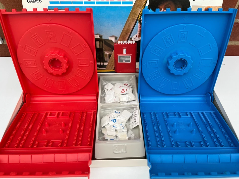 Hangman Board Game Vintage 1976 Vincent Price 100% Complete Christmas Family Fun - Image 2 of 4