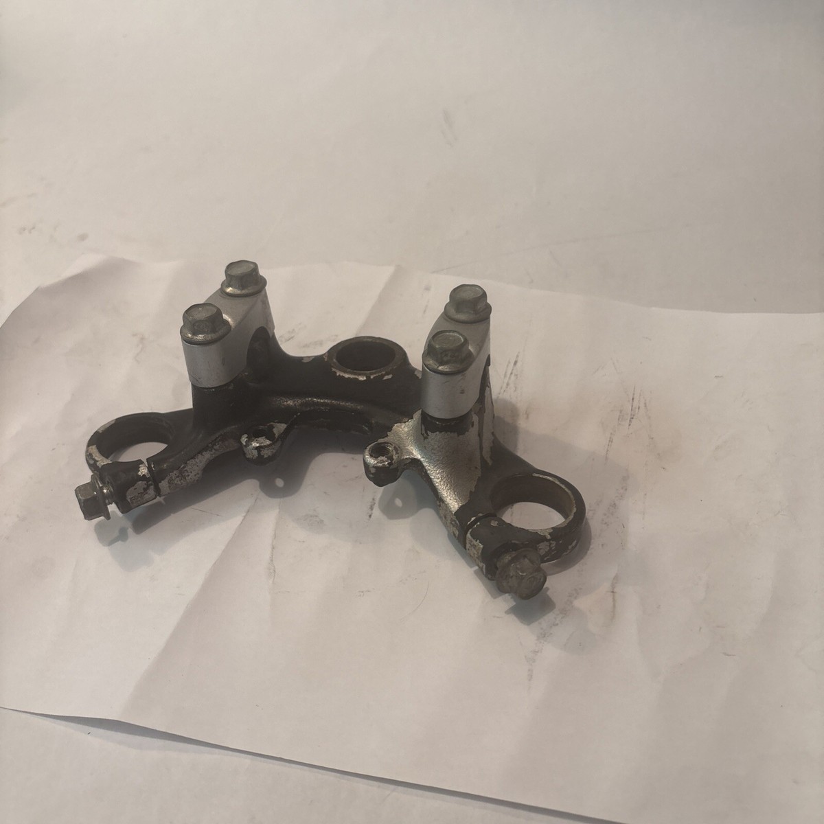1990-2000 YAMAHA RT100 RT 100 UPPER CROWN TRIPPLE TREE CLAMP OEM