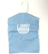 Cloth Peg Bag Hanger Fabric Plastic hold over 100 cloths pegs 27 x 34cm