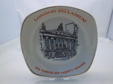 WADE PDM ASHTRAY/ PIN DISH - LONDON PALLADIUM  (M/155)