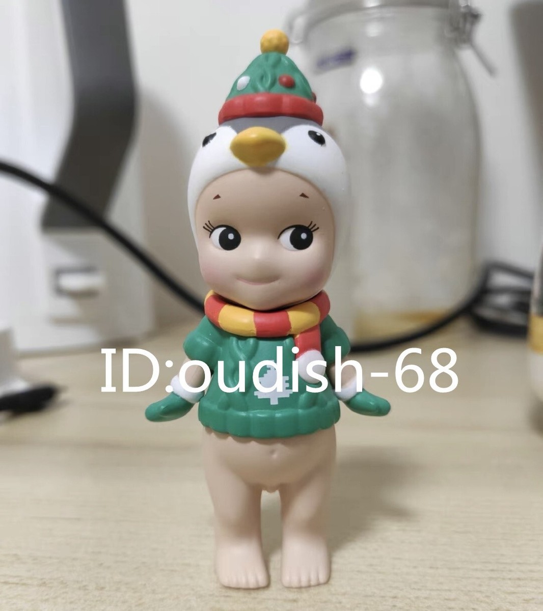 Penguin - Authentic Sonny Angel 2019 Christmas Series Mini Figure