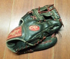 Official Rawlings Baseball Glove G1102PT Black Leather Mitt