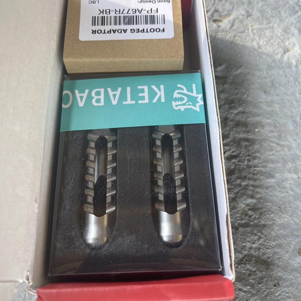 Clavijas delanteras plateadas Mcautoparts para Yamaha FZ1 S Fazer 06-2016 Bulldog Foto 2 de 4