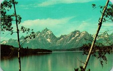 Grand Teton Range WY Jackson Lake Postcard Unused 31991 