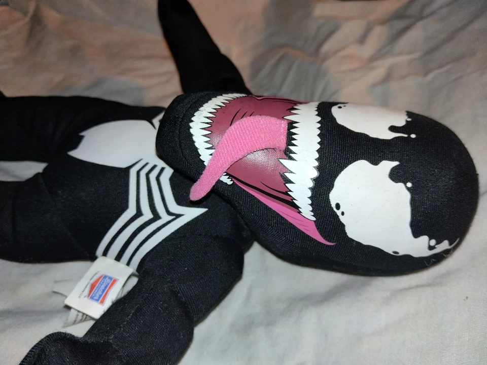 Juguetes suaves de peluche Bleacher Creatures Venom Marvel 100 % auténticos  Foto 2 de 4