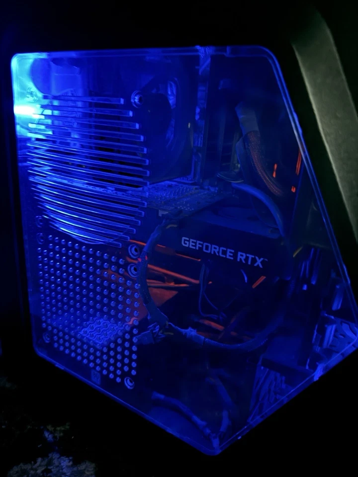 PC personalizada RTX2070, i5 8600k, 16 GB RAM, 500 GB SAMSUNG EVO SSD Foto 3 de 4