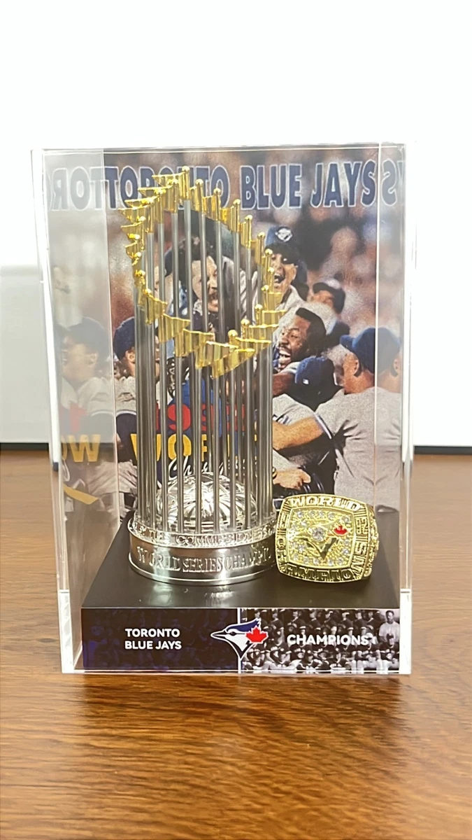 Toronto Blue Jays Baseball 1992 Vintage Sports Memorabilia for