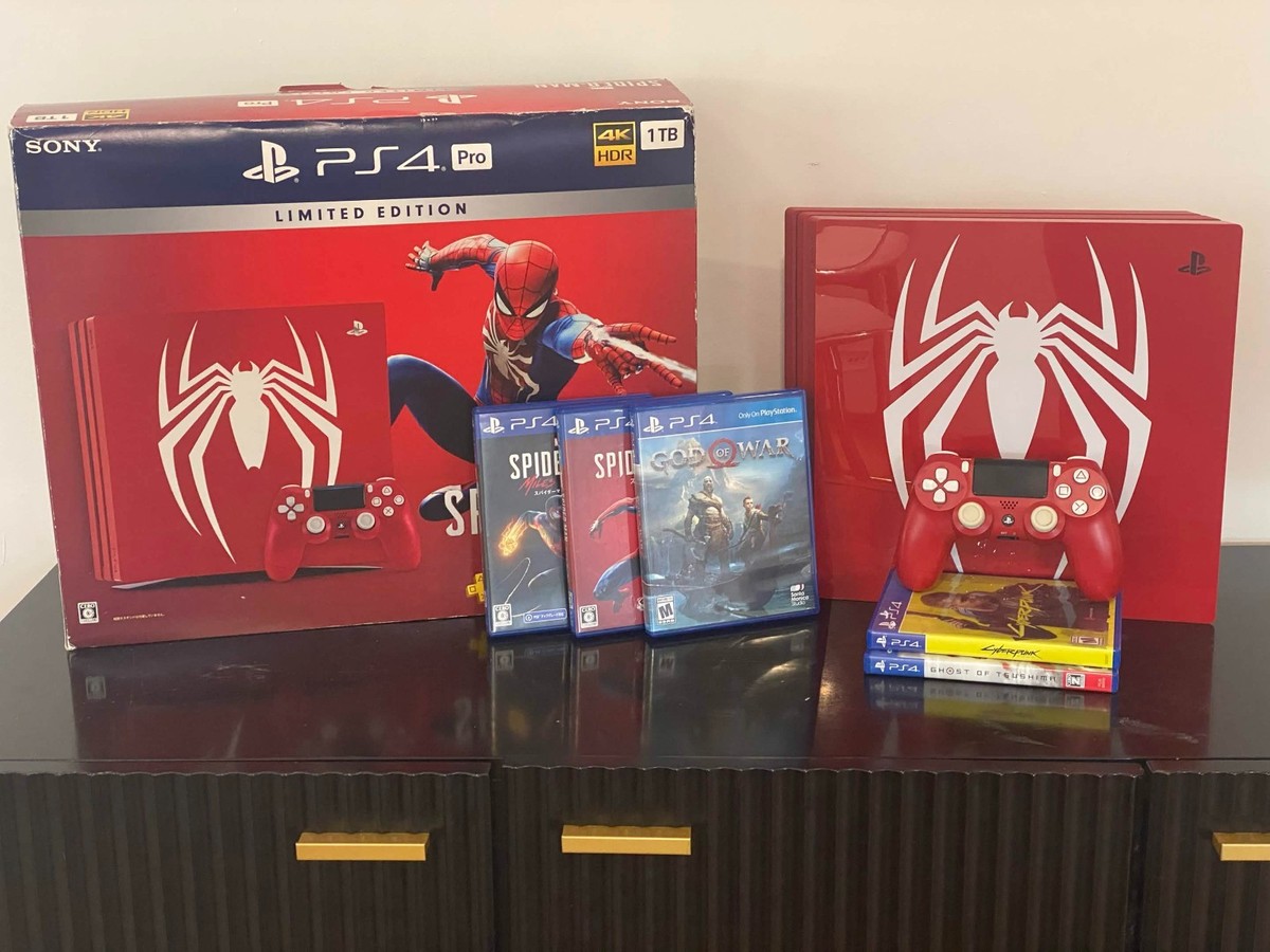PS4 Pro Spider-Man Limited Edition 1TB Red Console Bundle Box