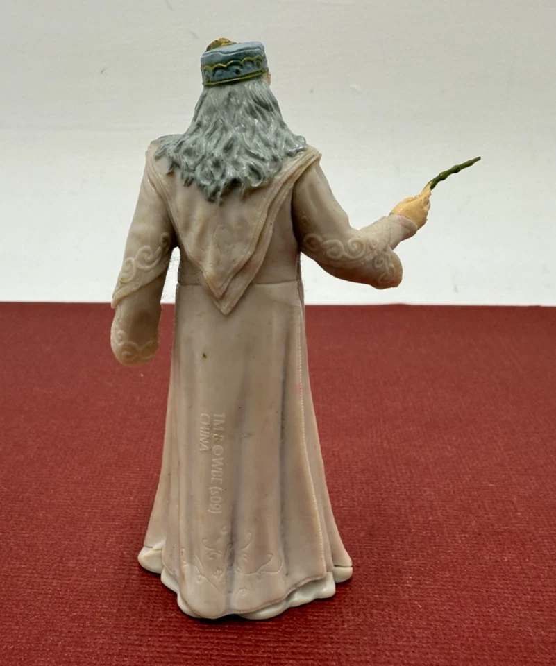 Warner Bros 2009 ☆ Harry Potter ☆ Limited Edition DUMBLEDORE - 10cm Figure - Image 3 of 4