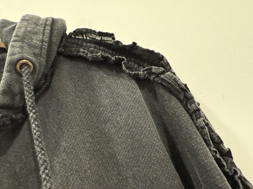 NWT Free People XOXO Sweatshirt Oversized Hoodie Ruffles Sz Small - Picture 9 of 10
