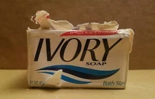 Lot of 4 Vintage 4.5 ounce Ivory Soap Bath Bar In Package NOS 