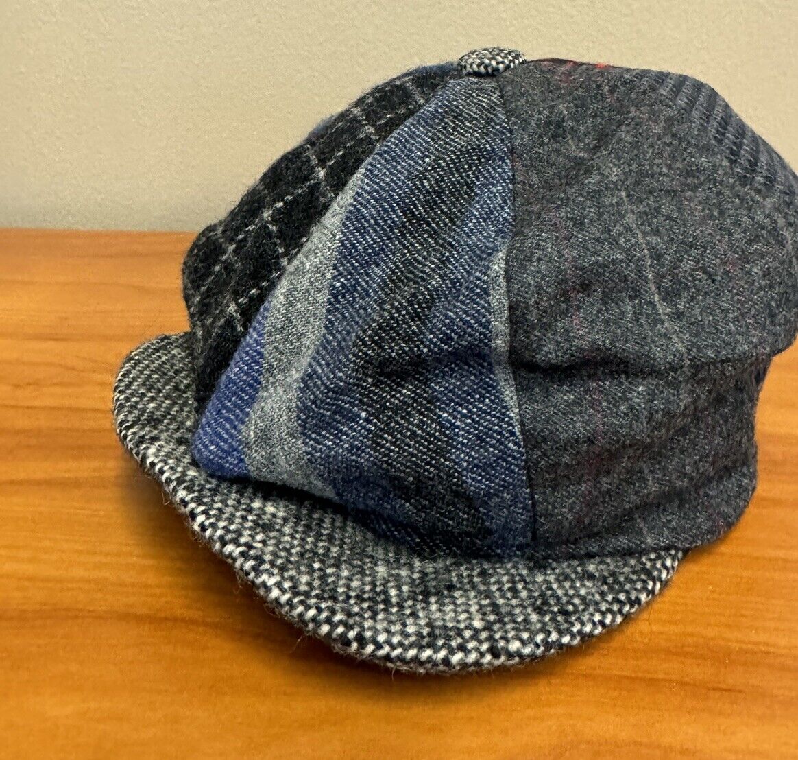 Size Medium Union Made United Hatters Caps & Mill… - image 2