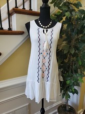 Flying Tomato Small Dress Summer Ivory Embroidered- Tassels