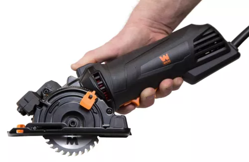 WEN 36704 4.2A 3-3/8" Compact Circular Saw w/ Laser, Carrying Case, and 3 Blades