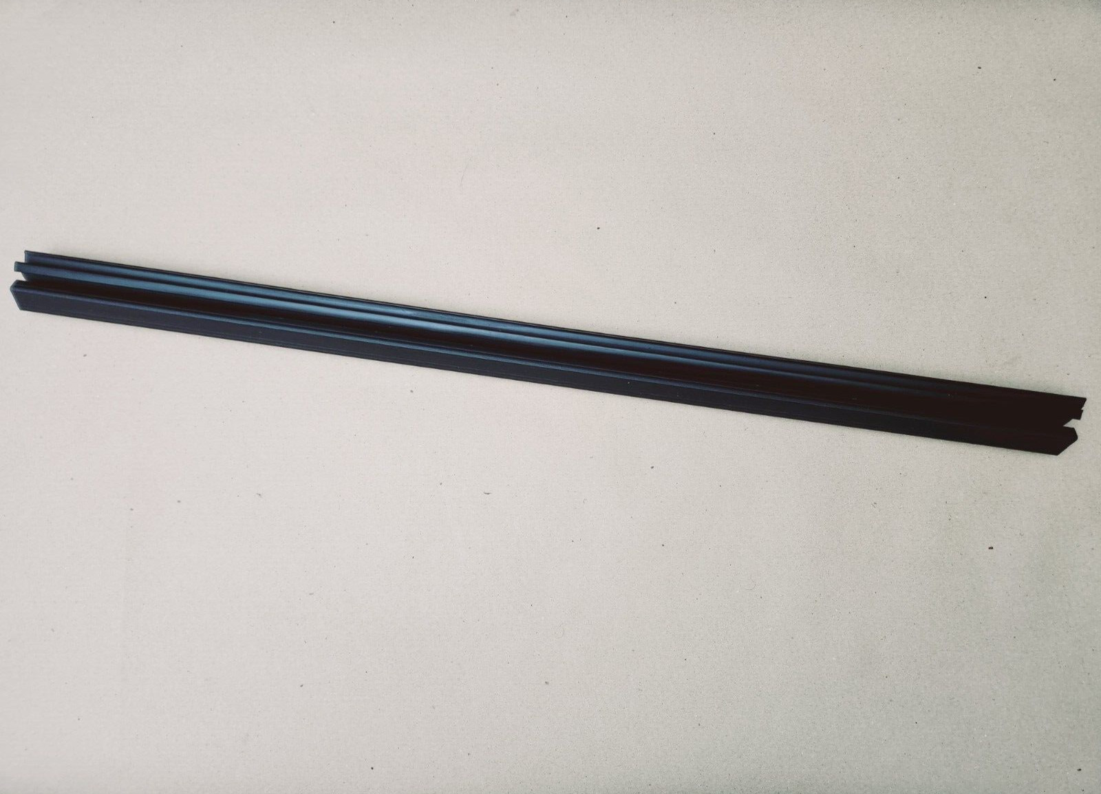 Durango Aspen Front Door Window Glass Run Seal Inner Beltline Sweep Mopar OE OEM