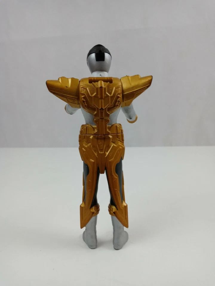 Bandai Kaizoku Sentai Gokaiger Gokai 2011 modo dorado plateado Power Rangers 6,75" Foto 3 de 4