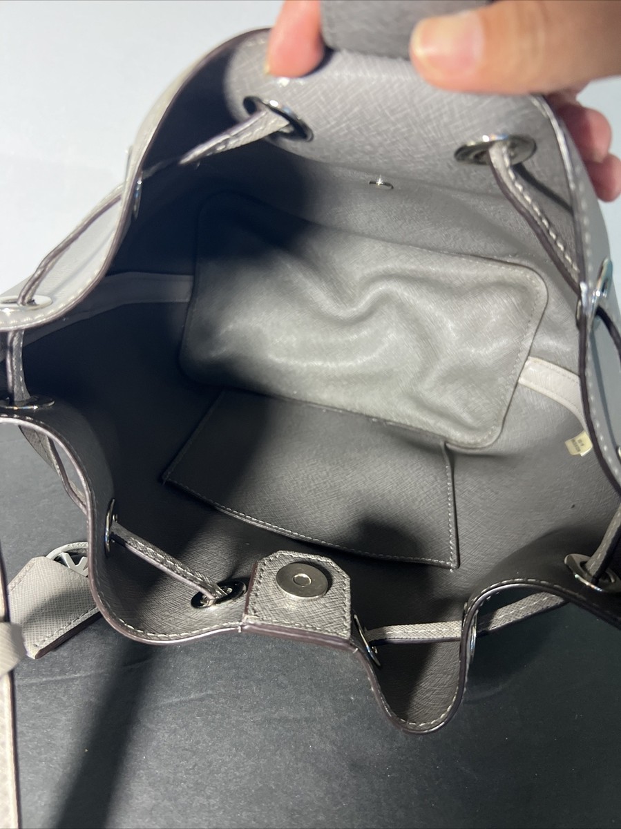 Authentic Michael Kors Grey Saffiano Leather Greenwich