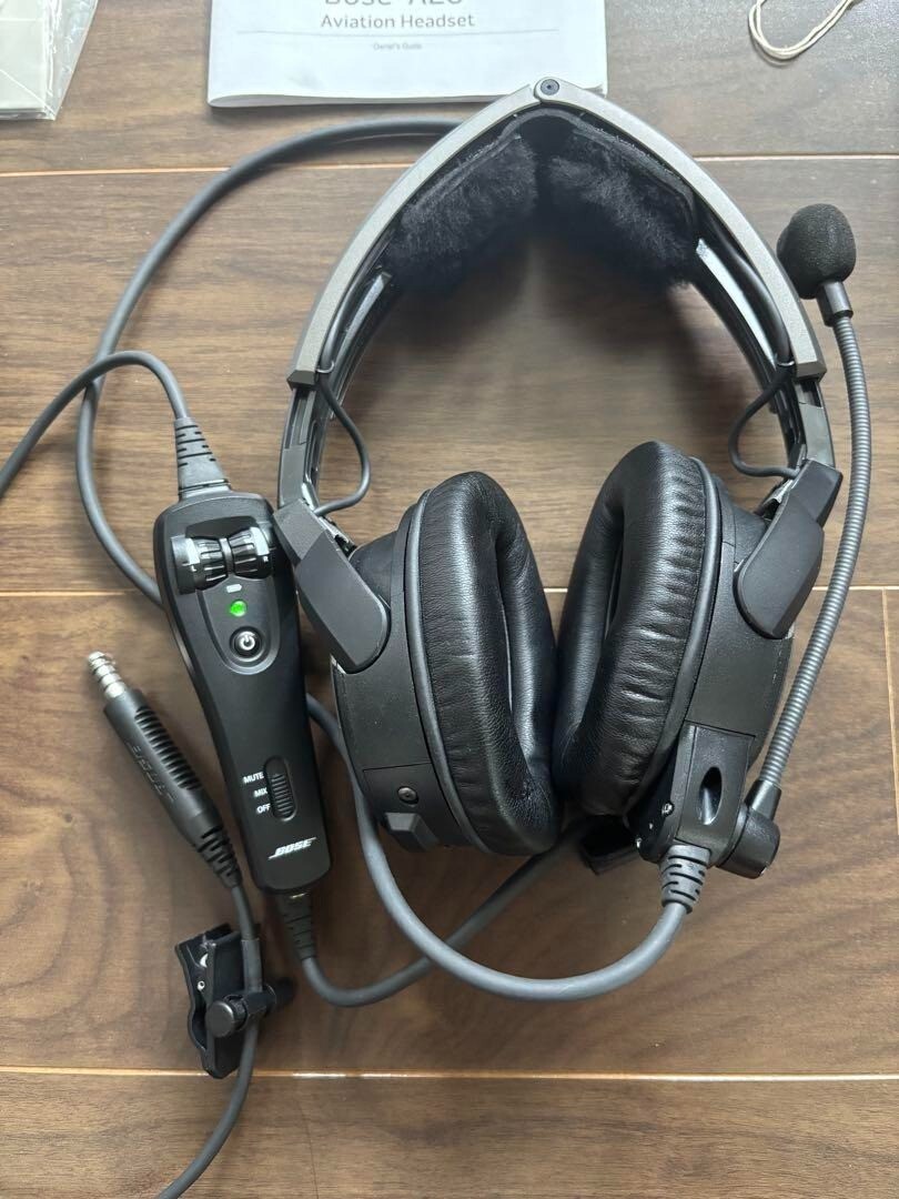 Bose A20 Aviation Headset No Bluetooth with Standard 5-Pin