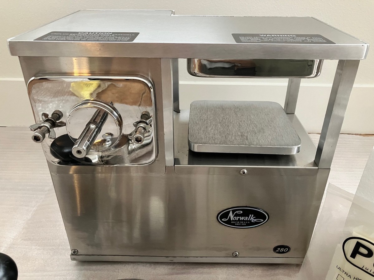 Norwalk ノーウォーク 280 コールドプレスジューサー 2019年製 Norwalk 280 Cold Press Commercial Hydraulic Juicer Stainless Steel