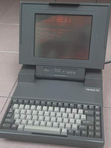 Toshiba T3100-20, vintage, 20 MB-HDD, 3,5``-Diskettenlaufwerk, Tragetasche