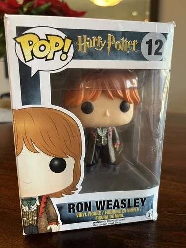 Funko Pop! Vinyl: Harry Potter - Ron Weasley (Yule Ball) #12