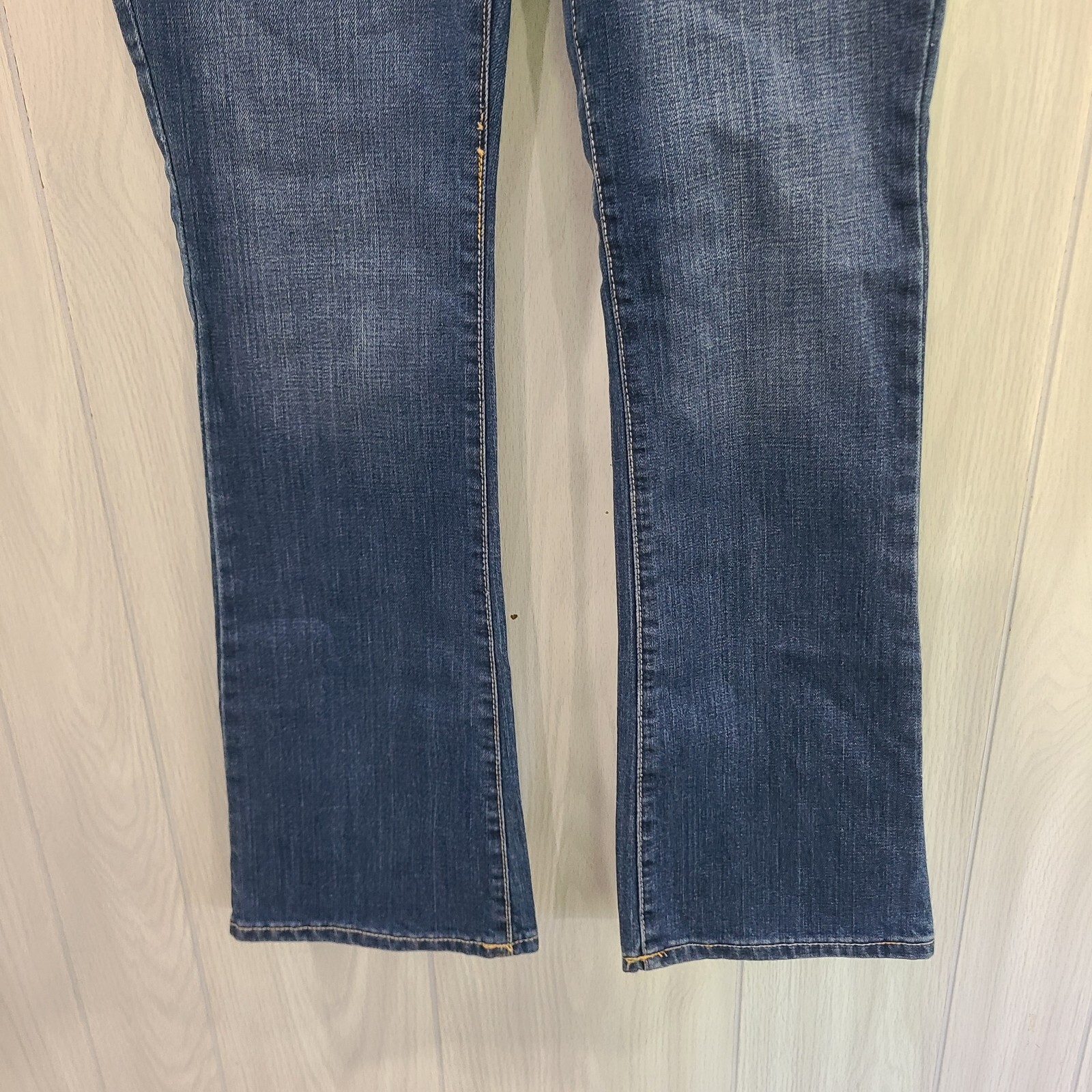 Old Navy The Flirt Bootcut Women's Jeans Size Short Western