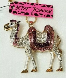 New-Purple-Rhinestone-Cute-Desert-Camel-Crystal-Pendant-Betsey-Johnson-Necklace