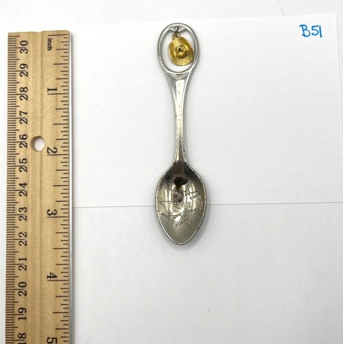 Texas Souvenir Spoon With Gold-Tone Cowboy Hat Charm B51 - Picture 5 of 5