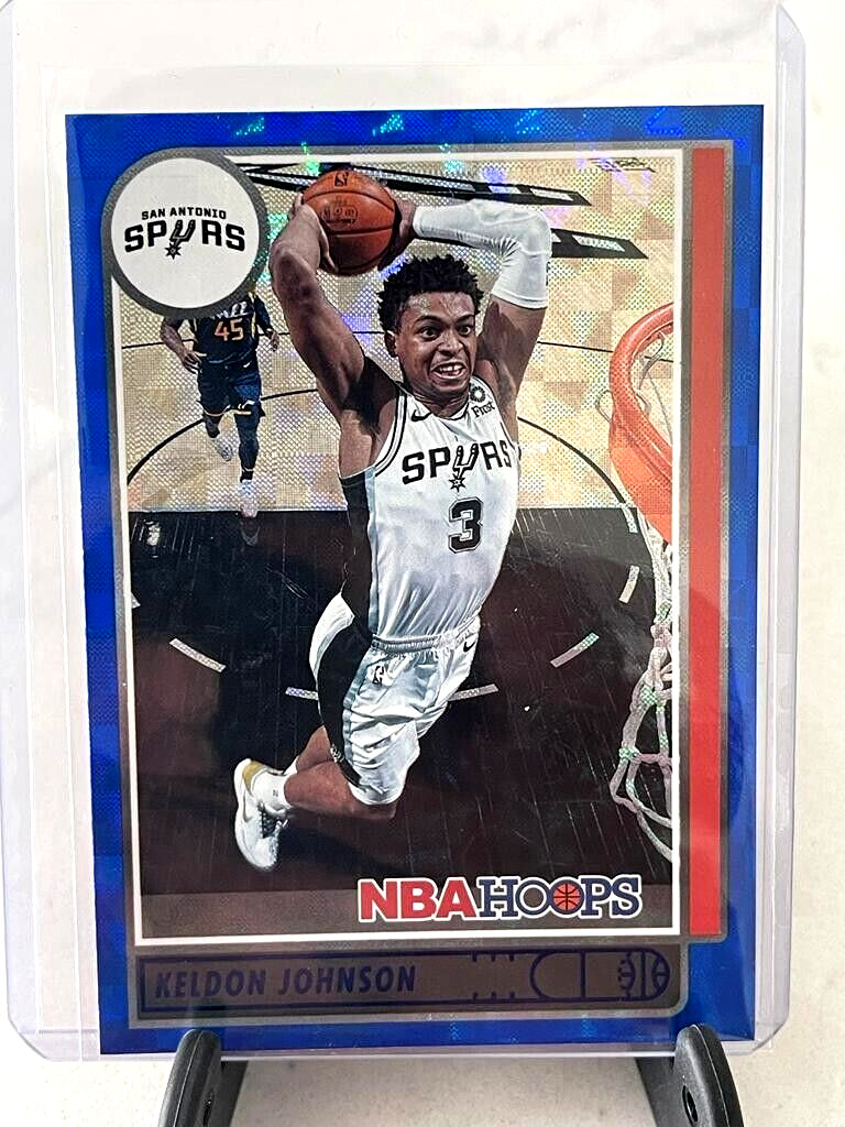 2021-22 Hoops Hyper Blue Parallel Keldon Johnson #34 Spurs
