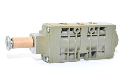 5/2 Wegeventil Pneumatikventil von Bosch Typ 0 820 023 991, Pneumatic Valve, NOS - Picture 4 of 6