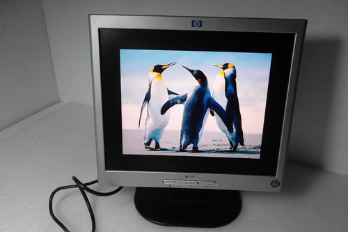 HP 1702 P9621D LCD Monitor 17" VGA D Sub 1280x1024 450:1 OSD Control P9621D#ABA - Picture 11 of 12
