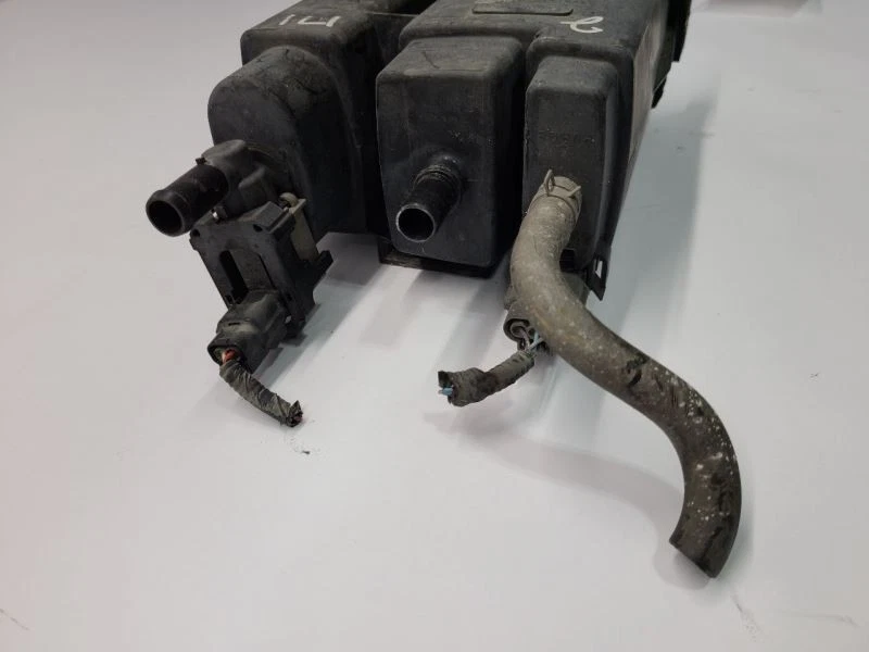 2013 2014 年 2015 尼桑 MAXIMA 3.5 升 燃油蒸汽炭罐  — 第 2/4 张图片