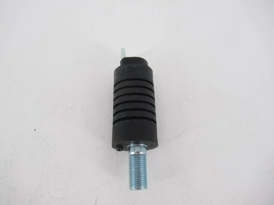 Genuine OEM Honda 33490-MB1-700 Front Turn Signal Stay 1983-84 Magna - Image 3 of 4