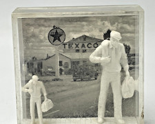 RARE vintage Texaco Gas 3d plastic case Pin