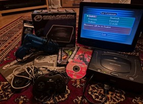 Sega Saturn MK-80200A PAL Console - Controllers, Hulk And Duke Nukem 3D Game
