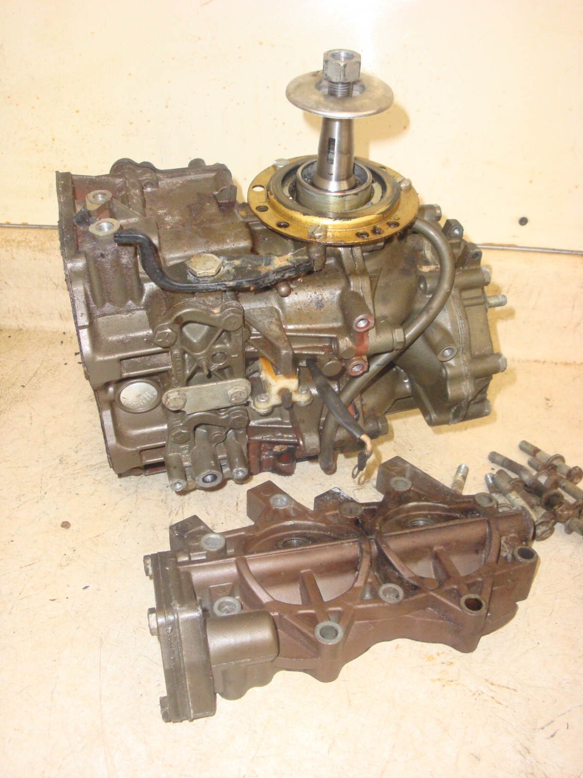 1976 76 77? 78? JOHNSON 25HP OUTBOARD BOAT MOTOR POWERHEAD ASSEMBLY eBay